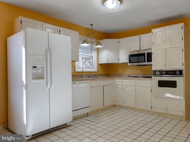 1270 HOLLYBERRY CT, Huntingtown, MD 20639