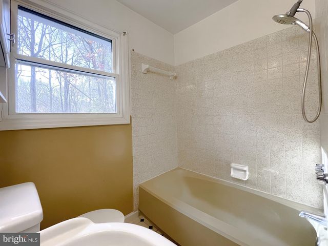 1270 HOLLYBERRY CT, Huntingtown, MD 20639