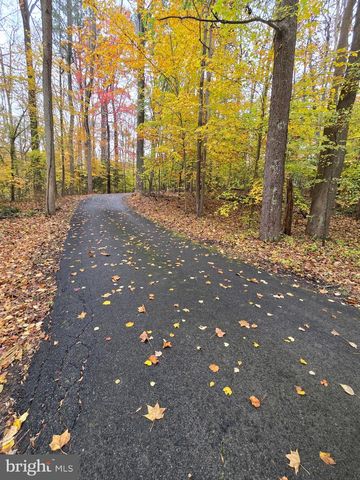 1270 HOLLYBERRY CT, Huntingtown, MD 20639