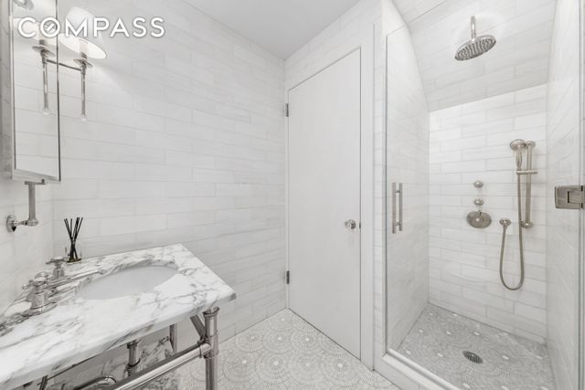 128 E 92nd Street, New York City, NY 10128