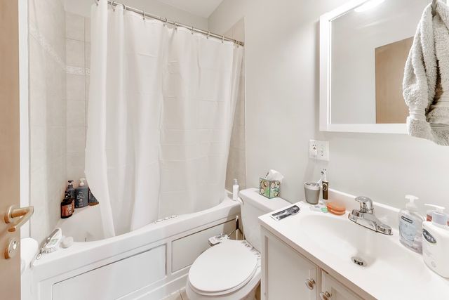 3105 W Argyle Street 3, Chicago, IL 60625