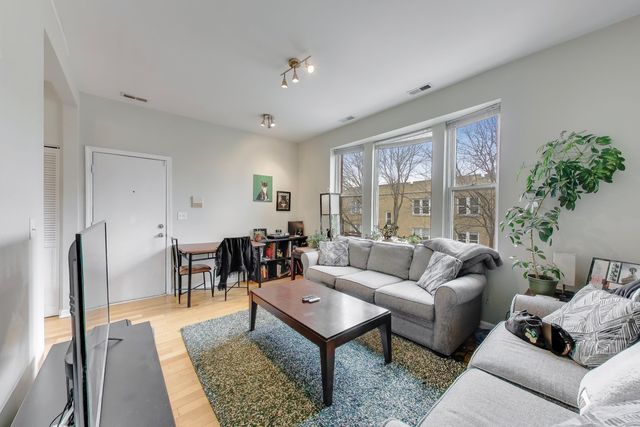 3105 W Argyle Street 3, Chicago, IL 60625