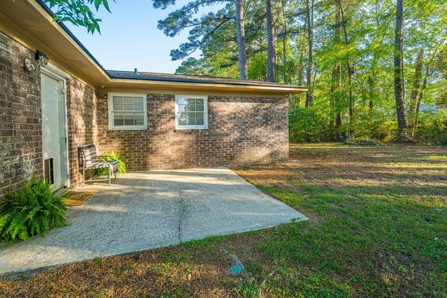 302 Elliott Drive, Ladson, SC 29456