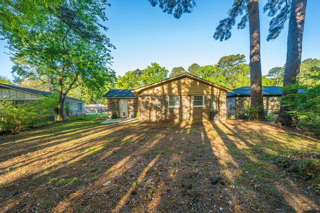 302 Elliott Drive, Ladson, SC 29456