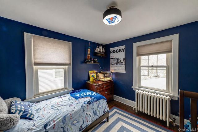 75 Bar Beach Road, Port Washington, NY 11050