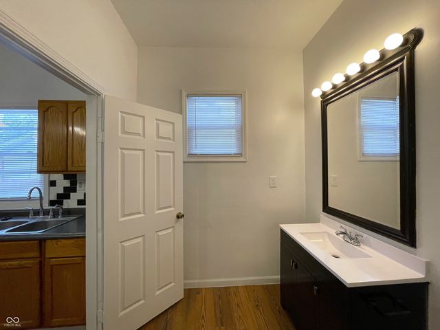 26 N Holmes Avenue, Indianapolis, IN 46222