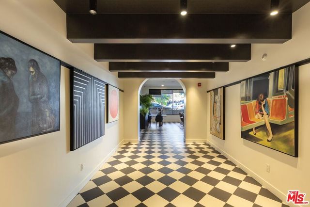 1250 N Fairfax Avenue 504, West Hollywood, CA 90046
