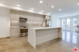 1250 N Fairfax Avenue 504, West Hollywood, CA 90046