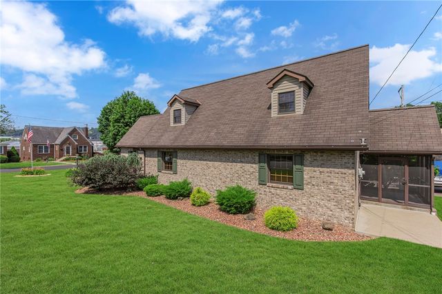 1035 Beaver Ave, Midland Boro, PA 15059