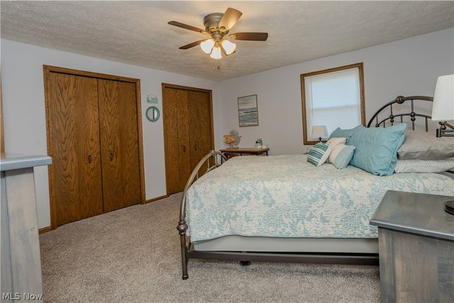 11805 Meadowlane Avenue NW, Uniontown, OH 44685