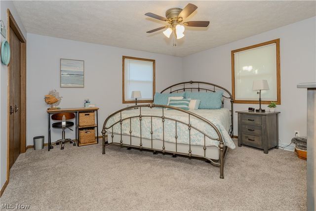 11805 Meadowlane Avenue NW, Uniontown, OH 44685