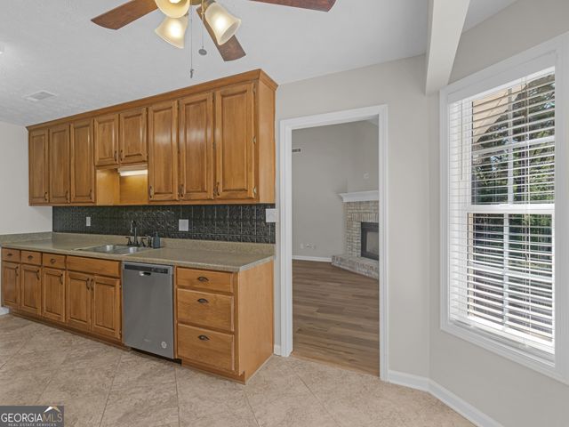 478 Freedom Drive, Mcdonough, GA 30252