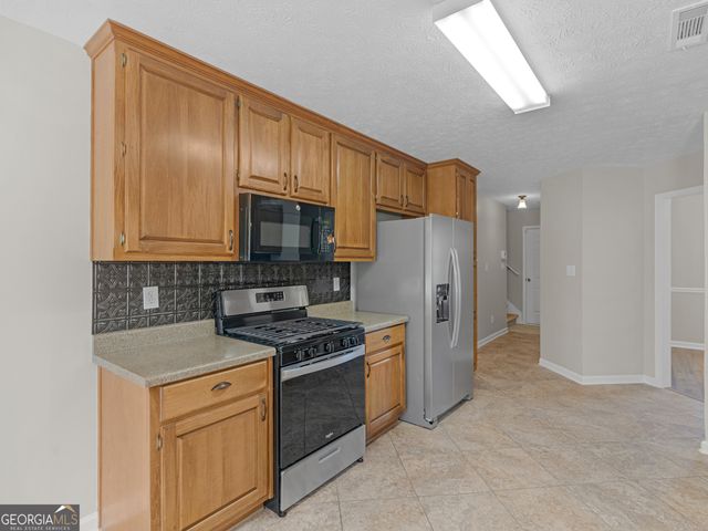 478 Freedom Drive, Mcdonough, GA 30252