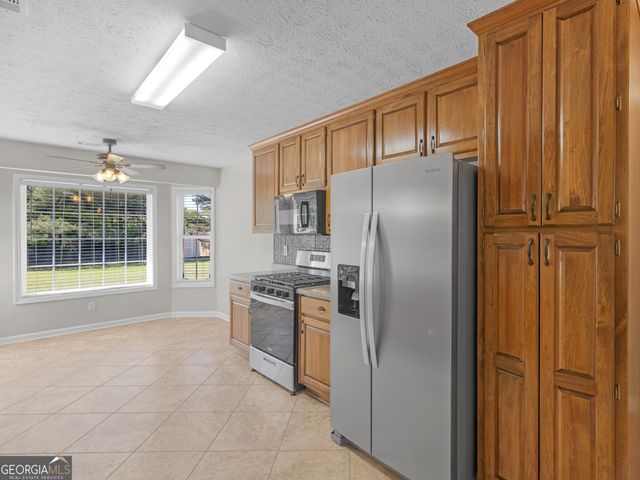 478 Freedom Drive, Mcdonough, GA 30252