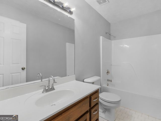 478 Freedom Drive, Mcdonough, GA 30252