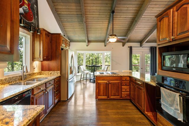 1403 Robert E Lee Ln, Brentwood, TN 37027
