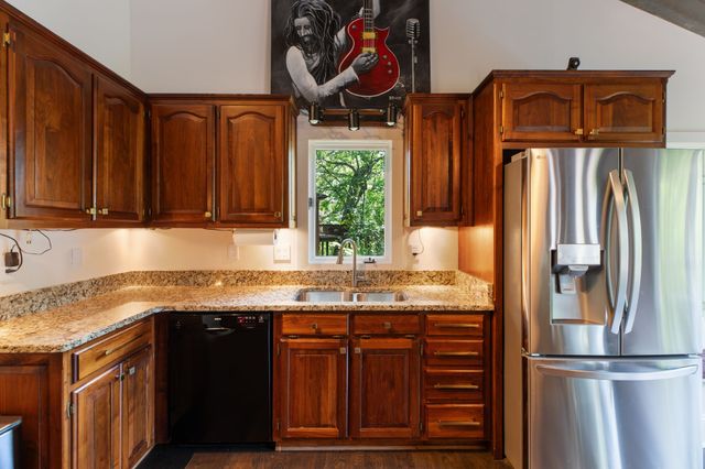1403 Robert E Lee Ln, Brentwood, TN 37027