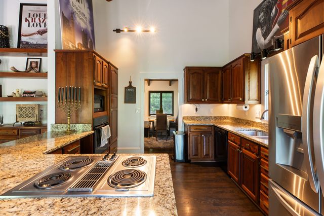 1403 Robert E Lee Ln, Brentwood, TN 37027