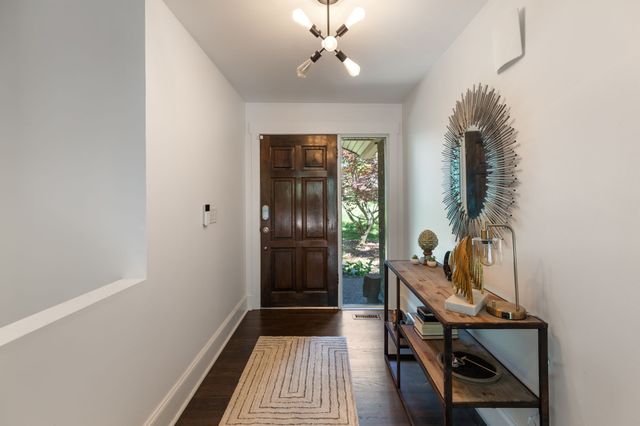 1403 Robert E Lee Ln, Brentwood, TN 37027