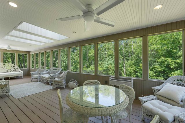 7 Hoyt Pond Road, Madbury, NH 03820