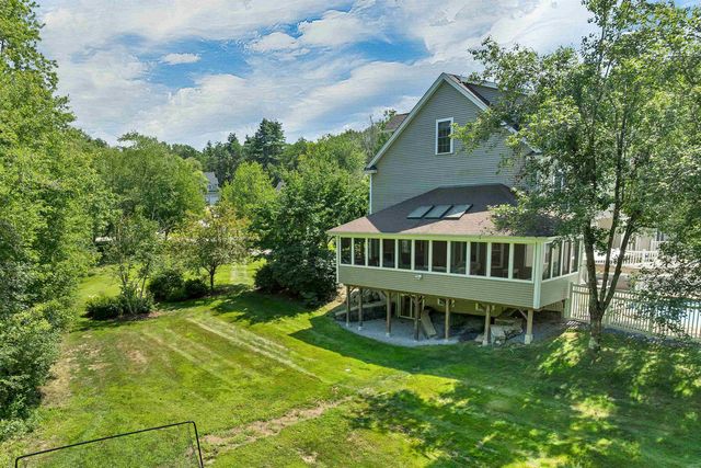 7 Hoyt Pond Road, Madbury, NH 03820