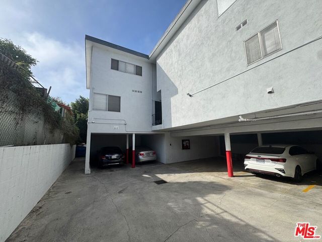 212 W Plymouth Street, Inglewood, CA 90302