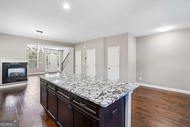 4199 Baverton Drive, Suwanee, GA 30024