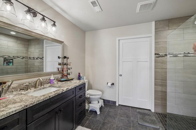 1720 Montclair PLACE, Fort Atkinson, WI 53538