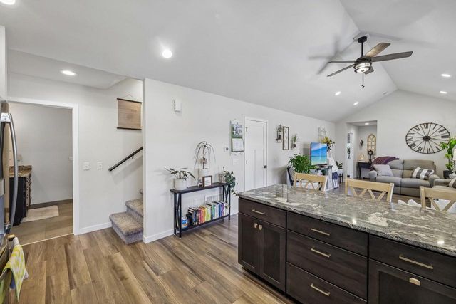 1720 Montclair PLACE, Fort Atkinson, WI 53538