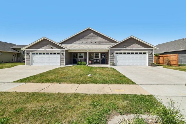 1720 Montclair PLACE, Fort Atkinson, WI 53538