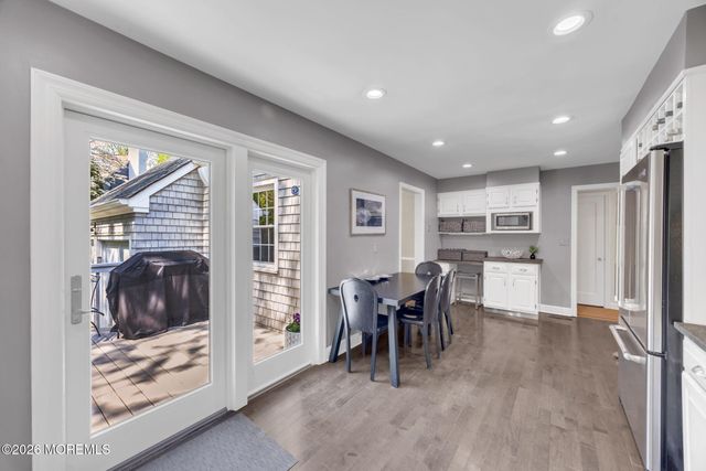 10 S Woodland Drive S, Fair Haven, NJ 07704