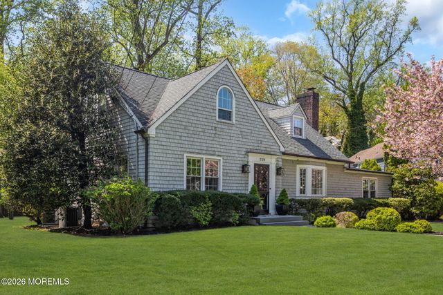 10 S Woodland Drive S, Fair Haven, NJ 07704