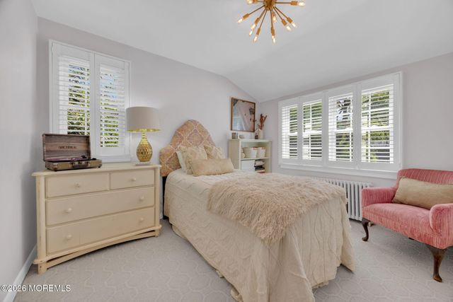10 S Woodland Drive S, Fair Haven, NJ 07704