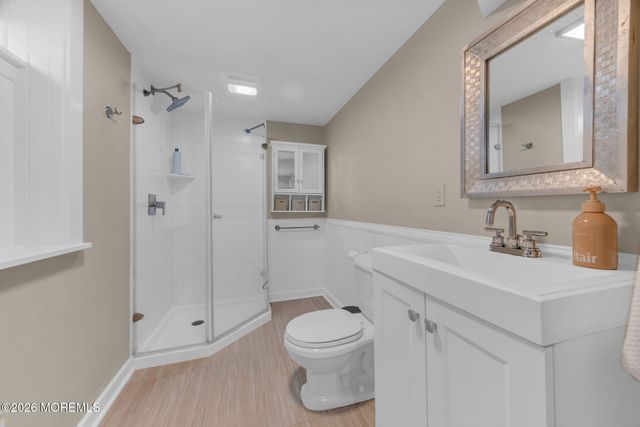 10 S Woodland Drive S, Fair Haven, NJ 07704