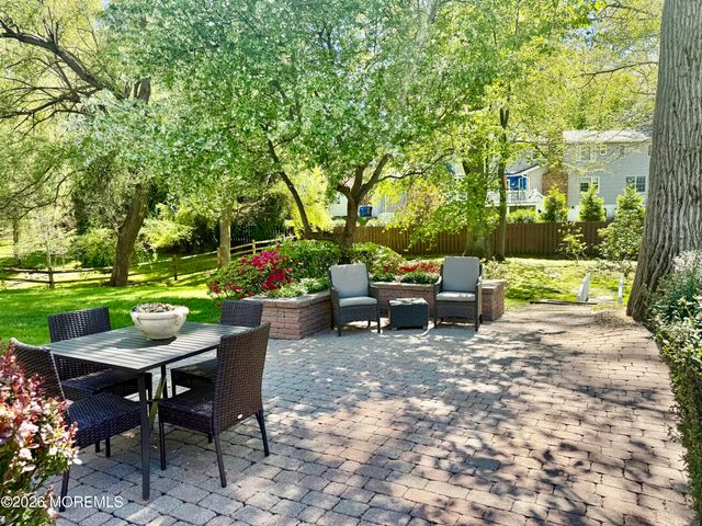 10 S Woodland Drive S, Fair Haven, NJ 07704