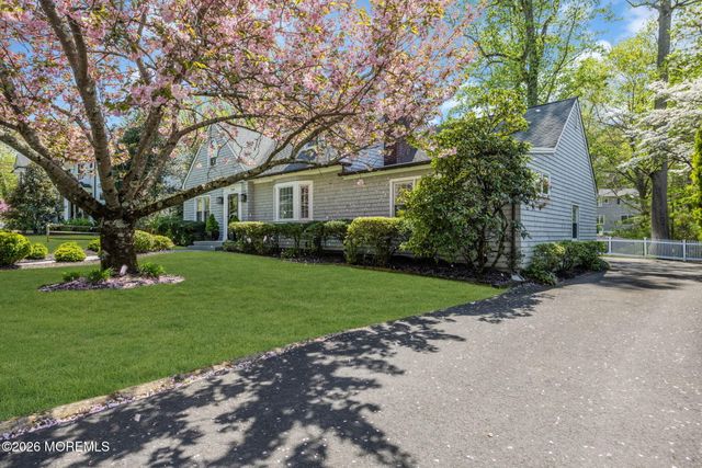 10 S Woodland Drive S, Fair Haven, NJ 07704