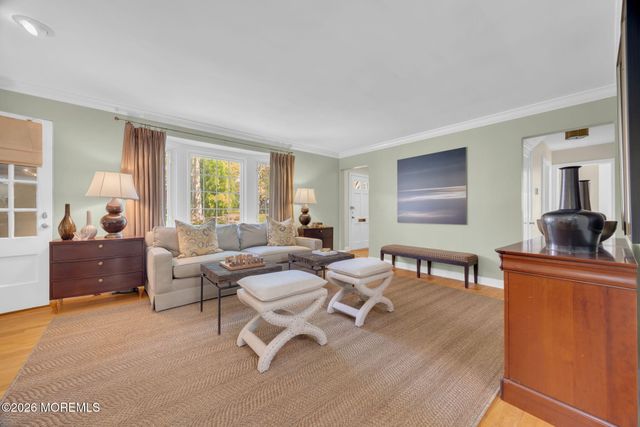 10 S Woodland Drive S, Fair Haven, NJ 07704