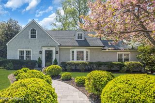 10 S Woodland Drive S, Fair Haven, NJ 07704