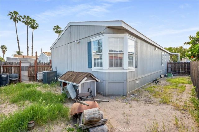 7717 Church 31, Highland, CA 92346