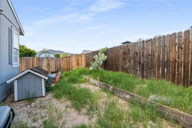 7717 Church 31, Highland, CA 92346