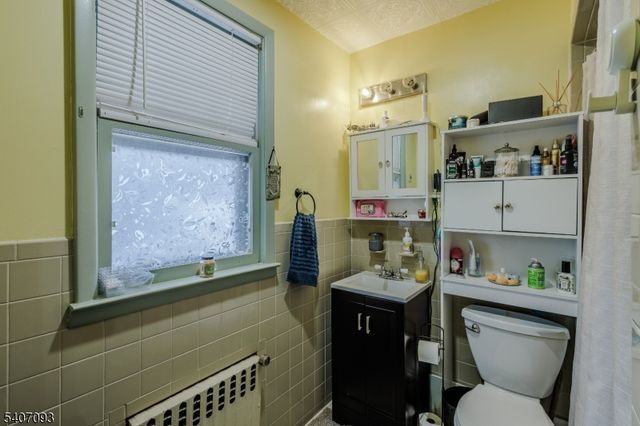 588 Harrison St, Rahway City, NJ 07065