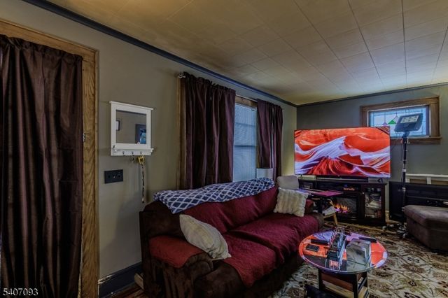 588 Harrison St, Rahway City, NJ 07065