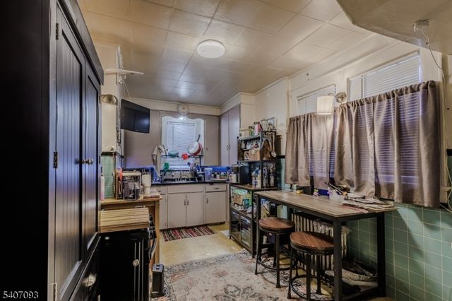 588 Harrison St, Rahway City, NJ 07065