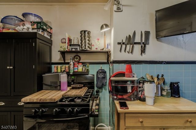 588 Harrison St, Rahway City, NJ 07065