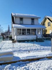 588 Harrison St, Rahway City, NJ 07065