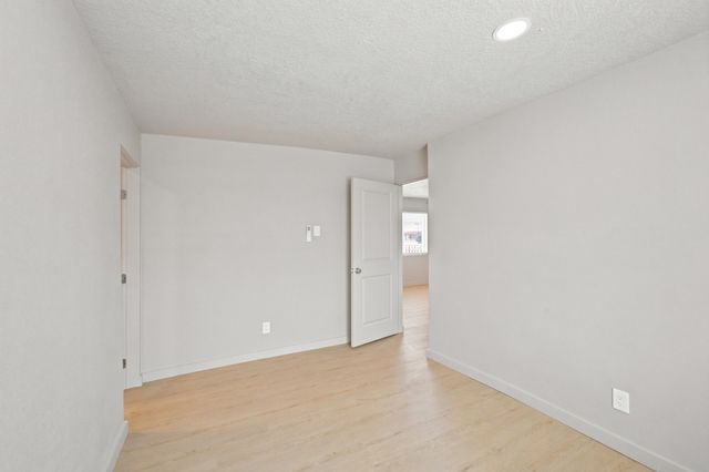 501 Veranda Road NW, Albuquerque, NM 87107