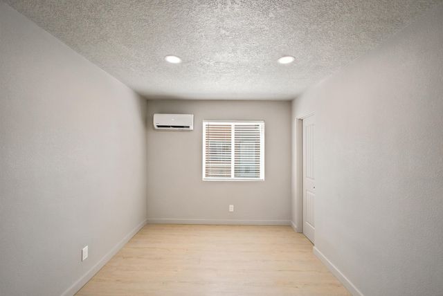 501 Veranda Road NW, Albuquerque, NM 87107
