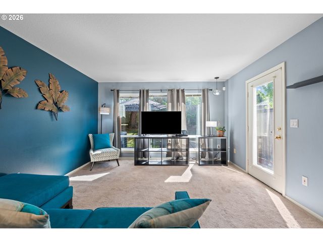 22046 Sw GRAHAMS FERRY Rd C, Tualatin, OR 97062