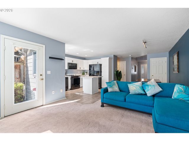 22046 Sw GRAHAMS FERRY Rd C, Tualatin, OR 97062