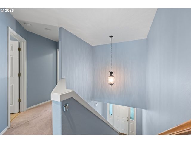 22046 Sw GRAHAMS FERRY Rd C, Tualatin, OR 97062